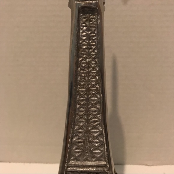 Metal Eiffel Tower - Picture 8 of 9